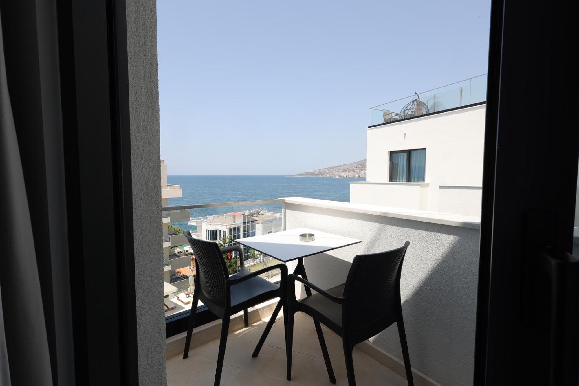 Harbour Hotel Sarande Exterior photo