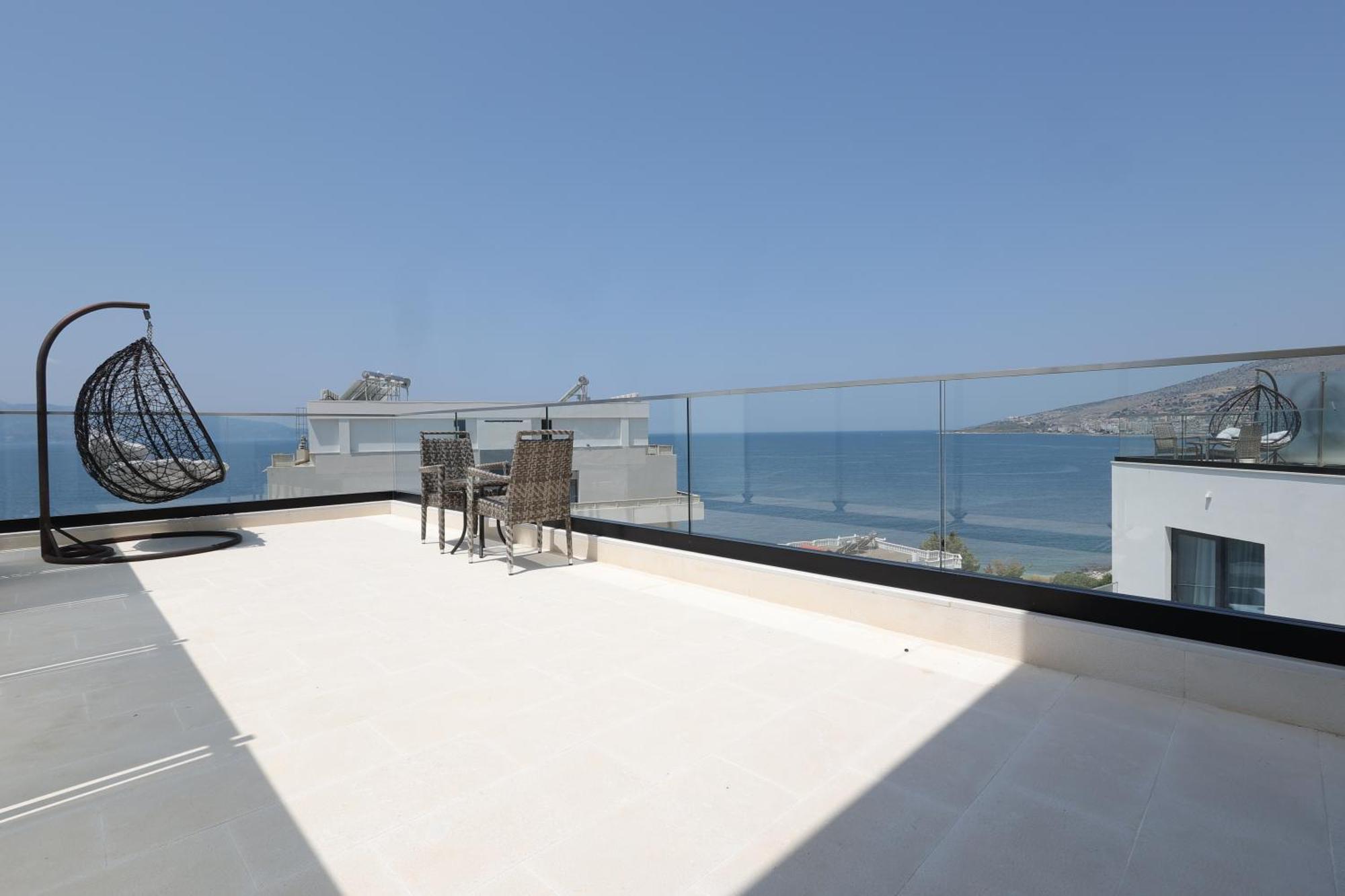 Harbour Hotel Sarande Exterior photo