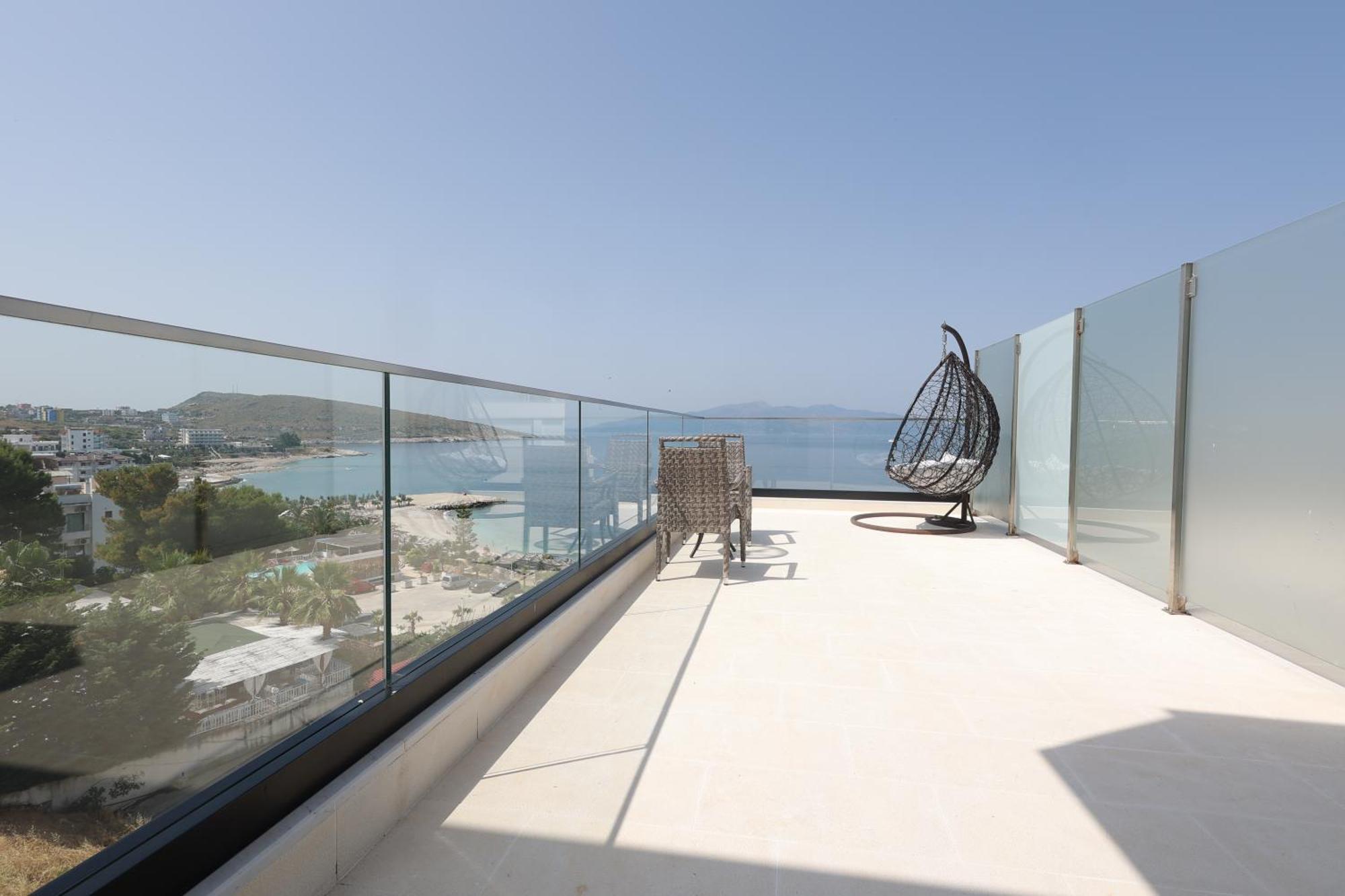 Harbour Hotel Sarande Exterior photo