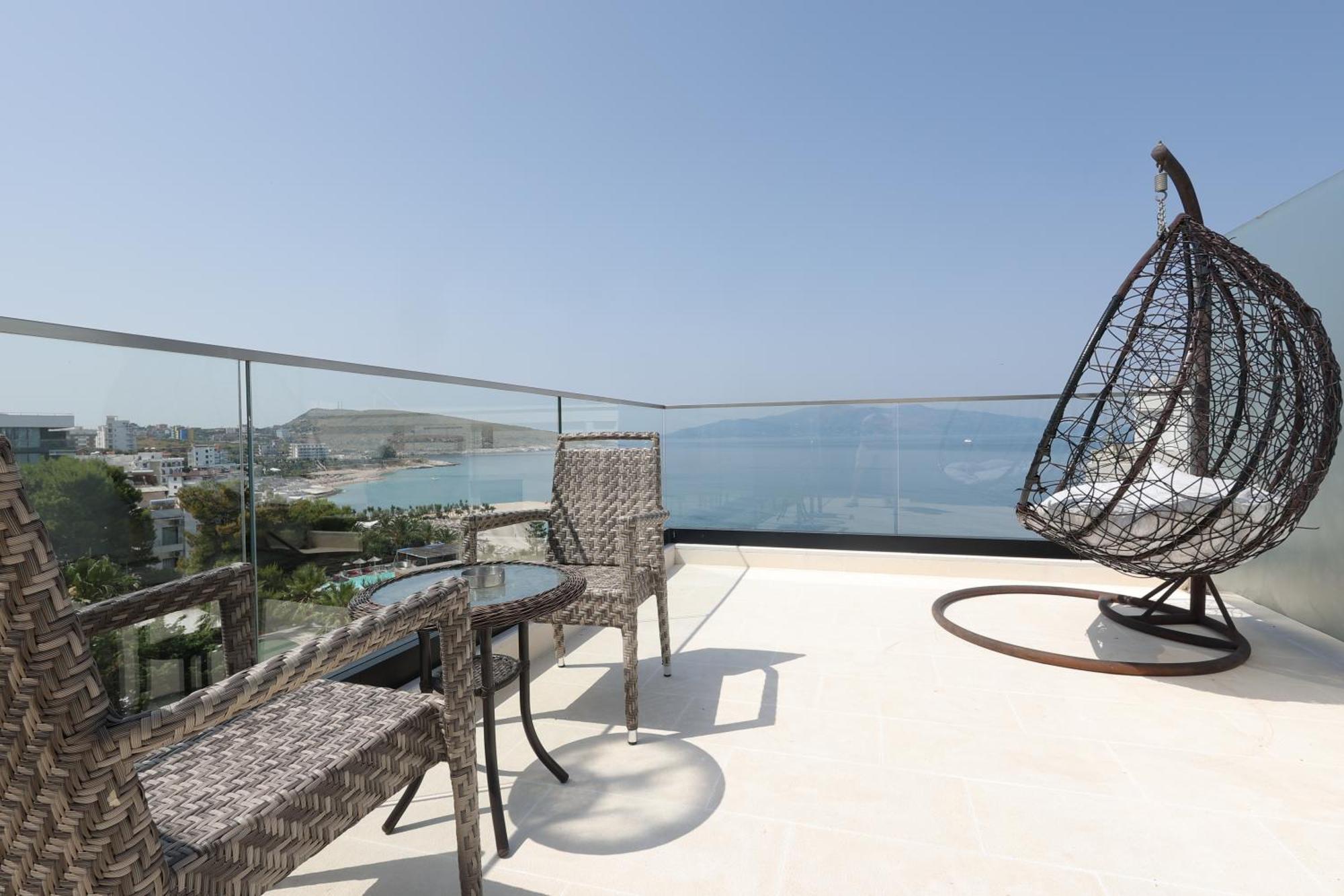 Harbour Hotel Sarande Exterior photo