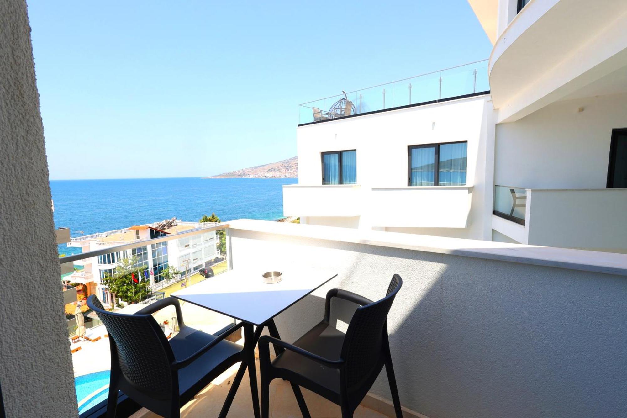 Harbour Hotel Sarande Exterior photo